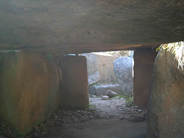 Dolmen de L&aacute;cara